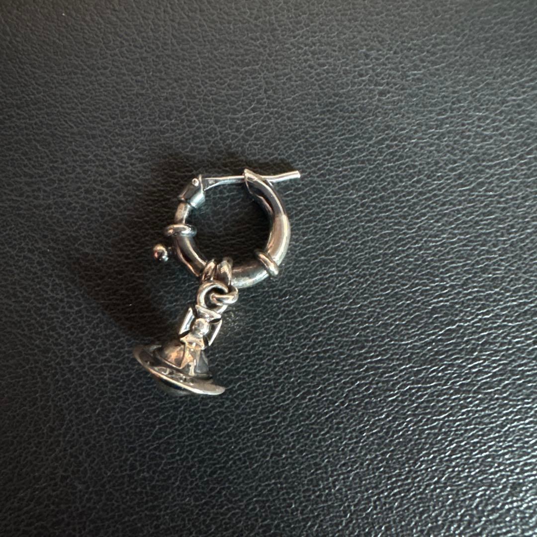 ヴィヴィアンウエストウッド ピアス(片耳用)