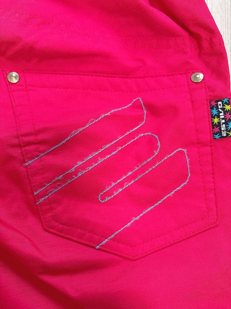 スノーボードウェア 女性用 白黒ストライプ