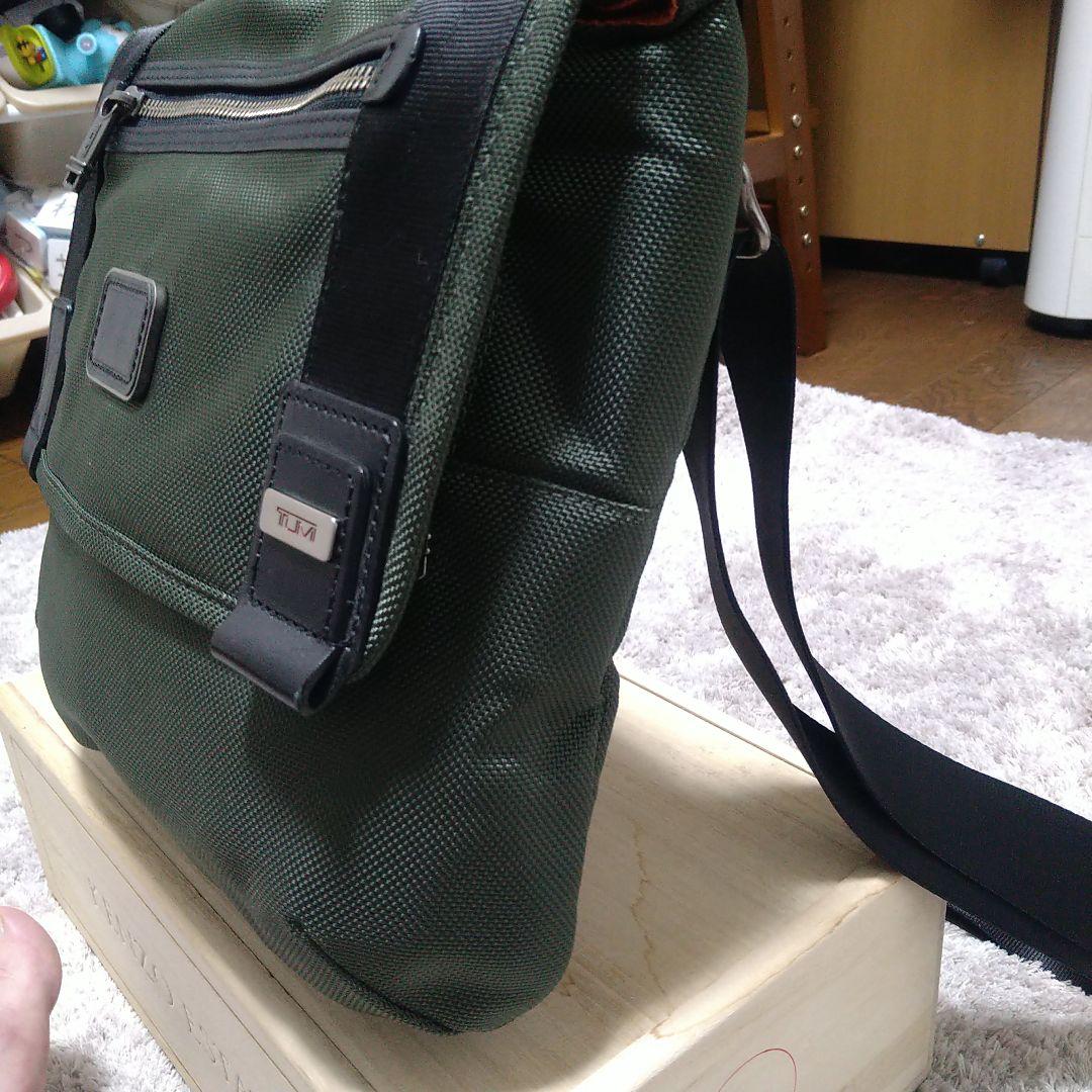 TUMI 【22371SPH Beatle Mini ショルダー バッグ】