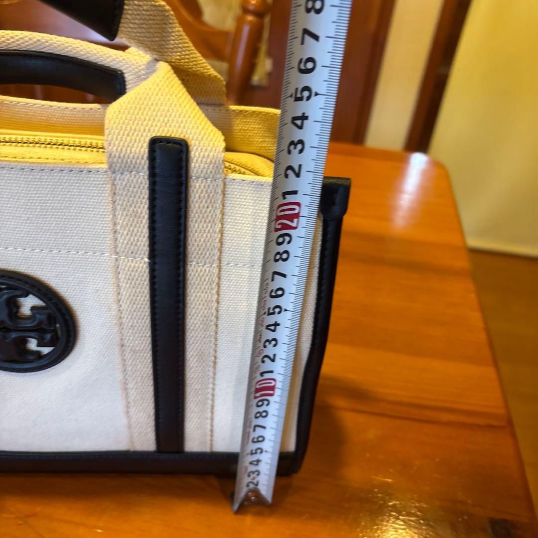 トリーバーチ帆布ミニバック