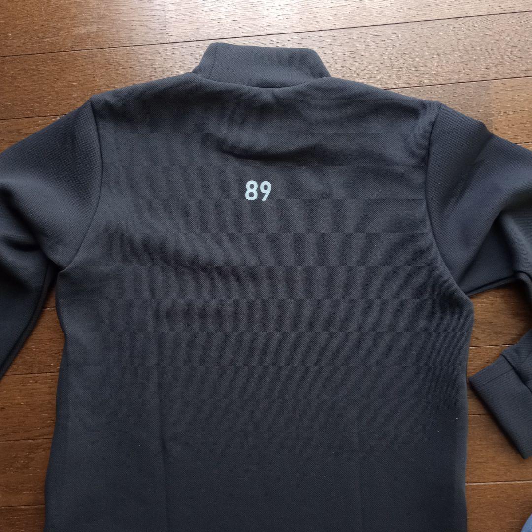 PEARLY GATES メンズシャツ サイズ4 ブラック生地厚め。