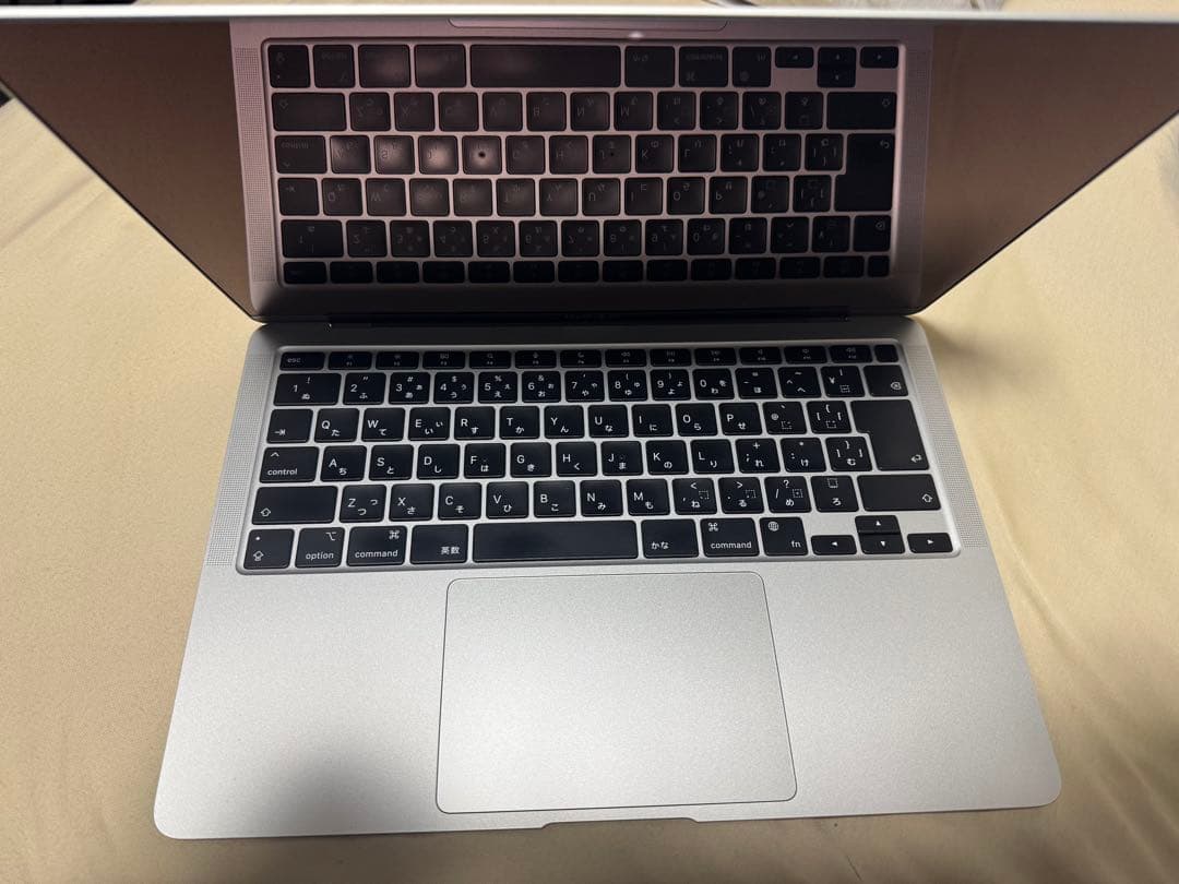 Apple MacBook Air M1 8GB 256GB シルバー