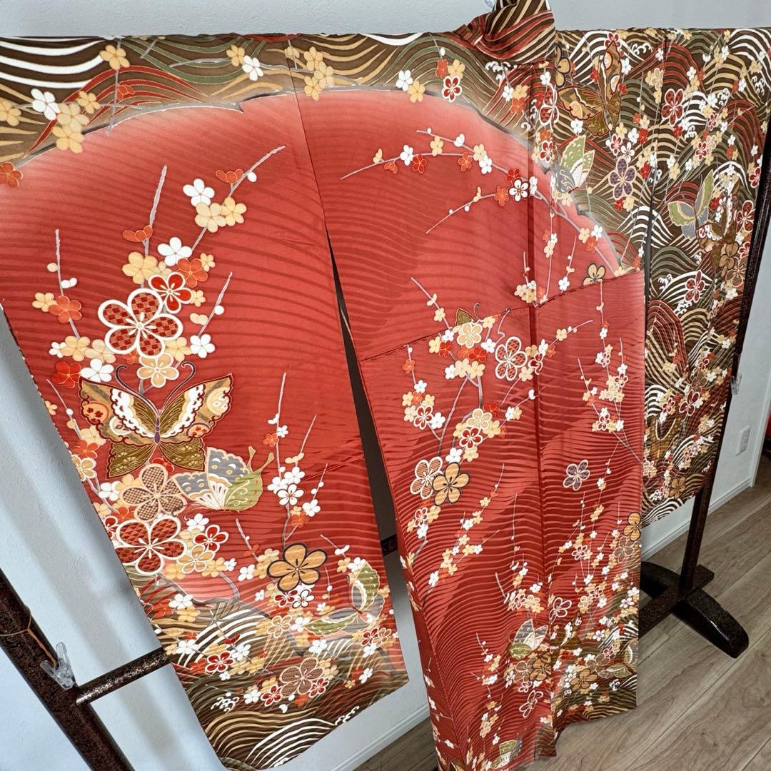 超美品　振袖　現代　振袖　成人式　着物　164裄66.5 茶色　ピンク　蝶々　梅