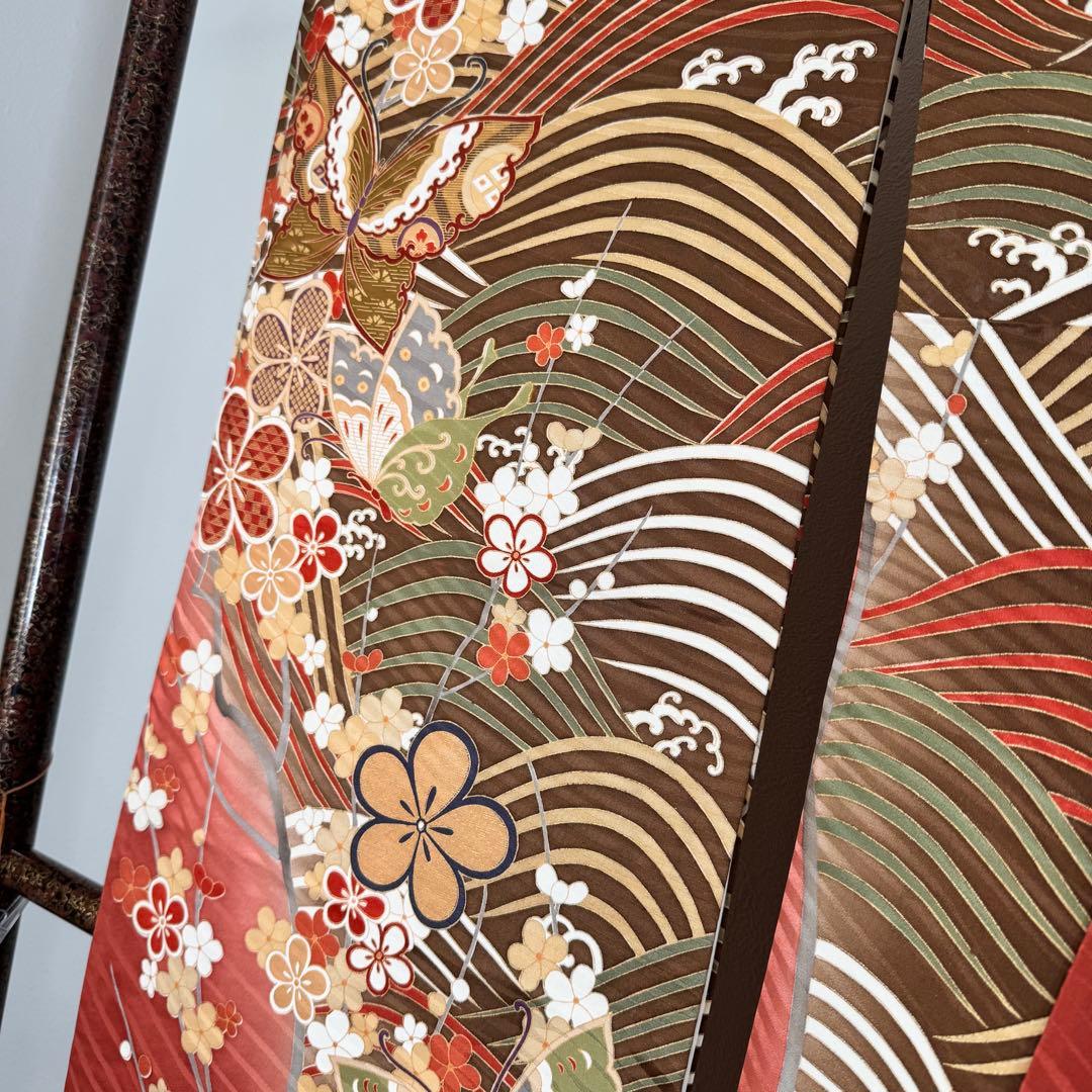 超美品　振袖　現代　振袖　成人式　着物　164裄66.5 茶色　ピンク　蝶々　梅