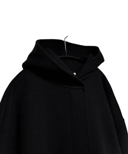 MUSE de Deuxieme classe フーデッドコート