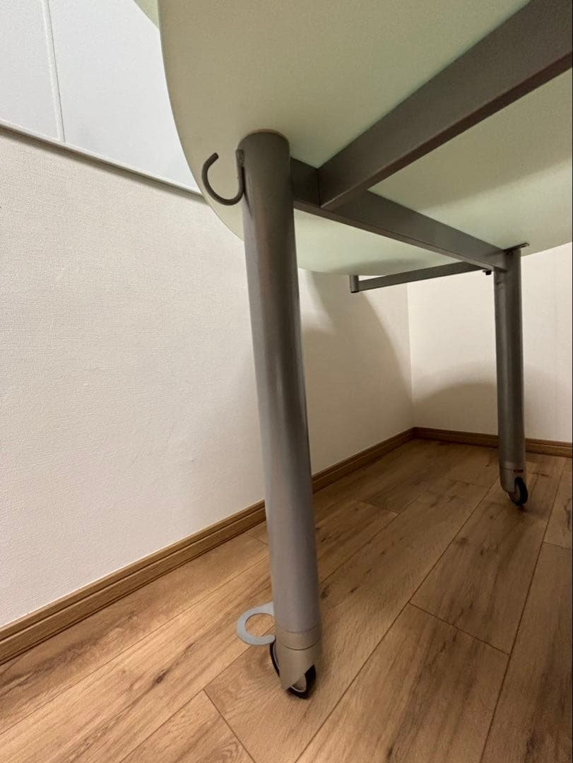 ヤマギワ購入 ガラス製デザインデスク PCデスク モダンデザイン 名古屋引取歓迎