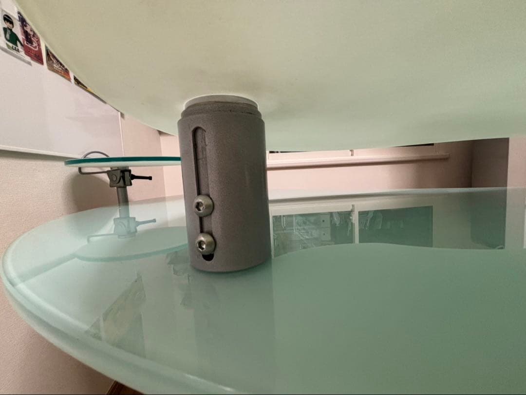 ヤマギワ購入 ガラス製デザインデスク PCデスク モダンデザイン 名古屋引取歓迎