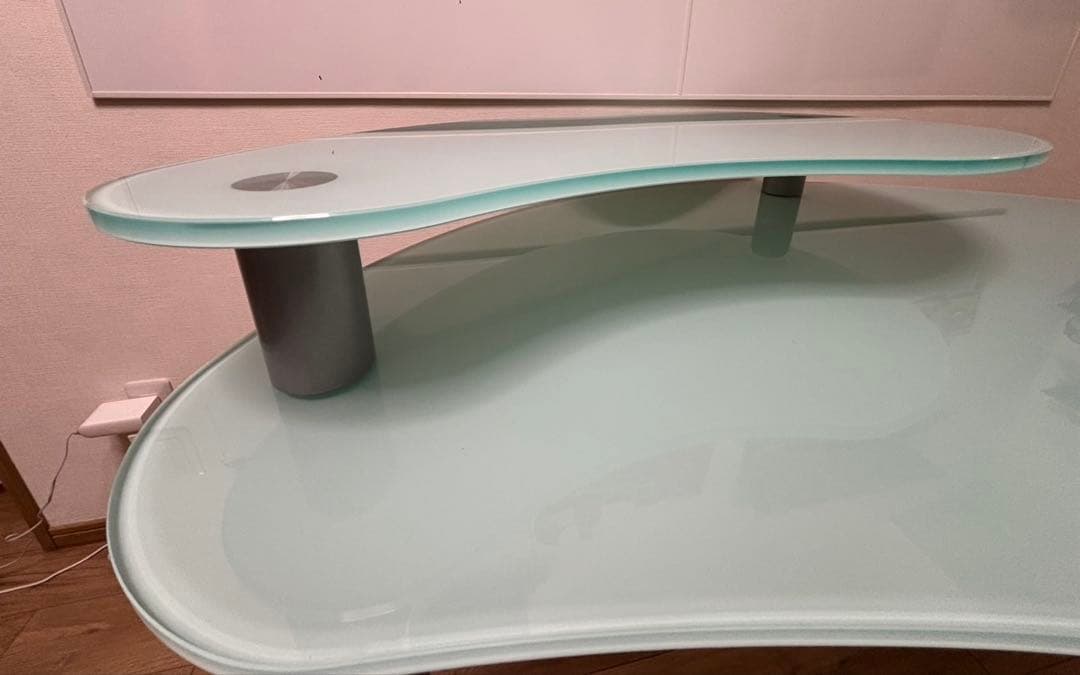 ヤマギワ購入 ガラス製デザインデスク PCデスク モダンデザイン 名古屋引取歓迎