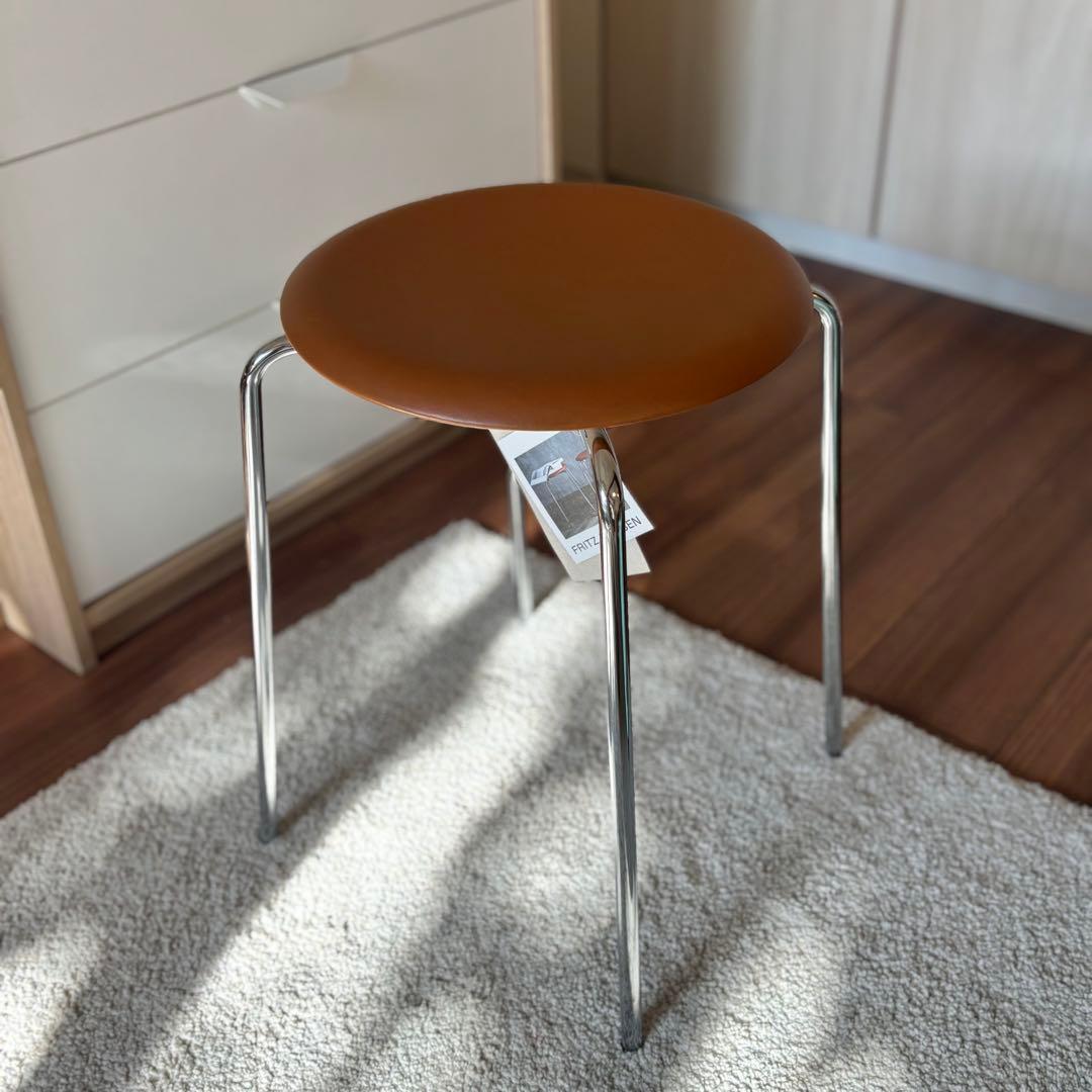 【新品】Fritz Hansen ドットスツール