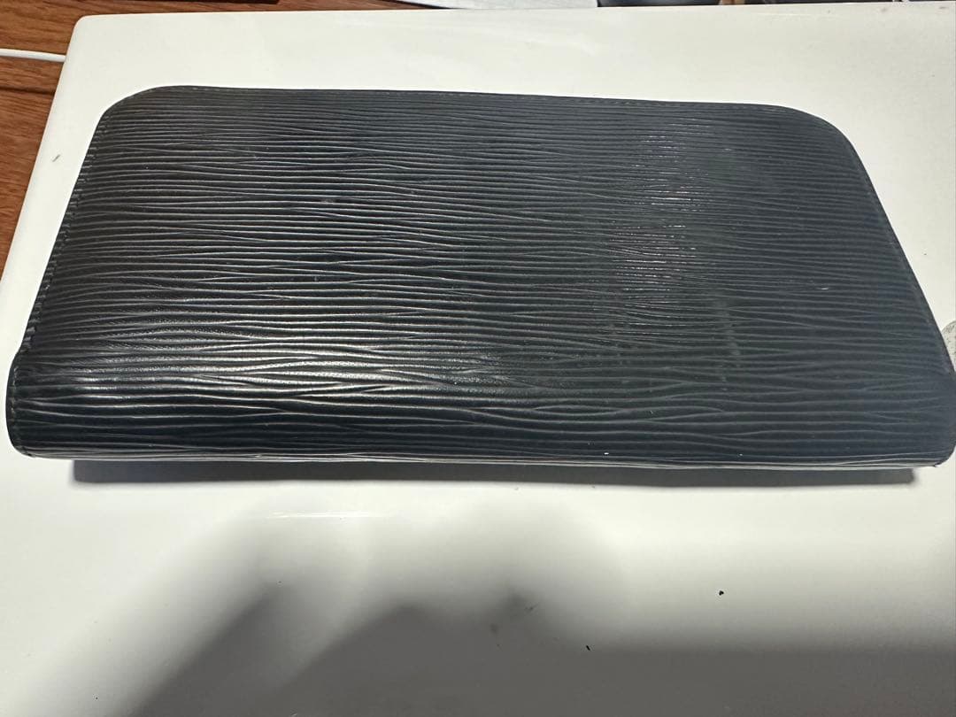 ルイヴィトン LOUIS VUITTON エピ 長財布