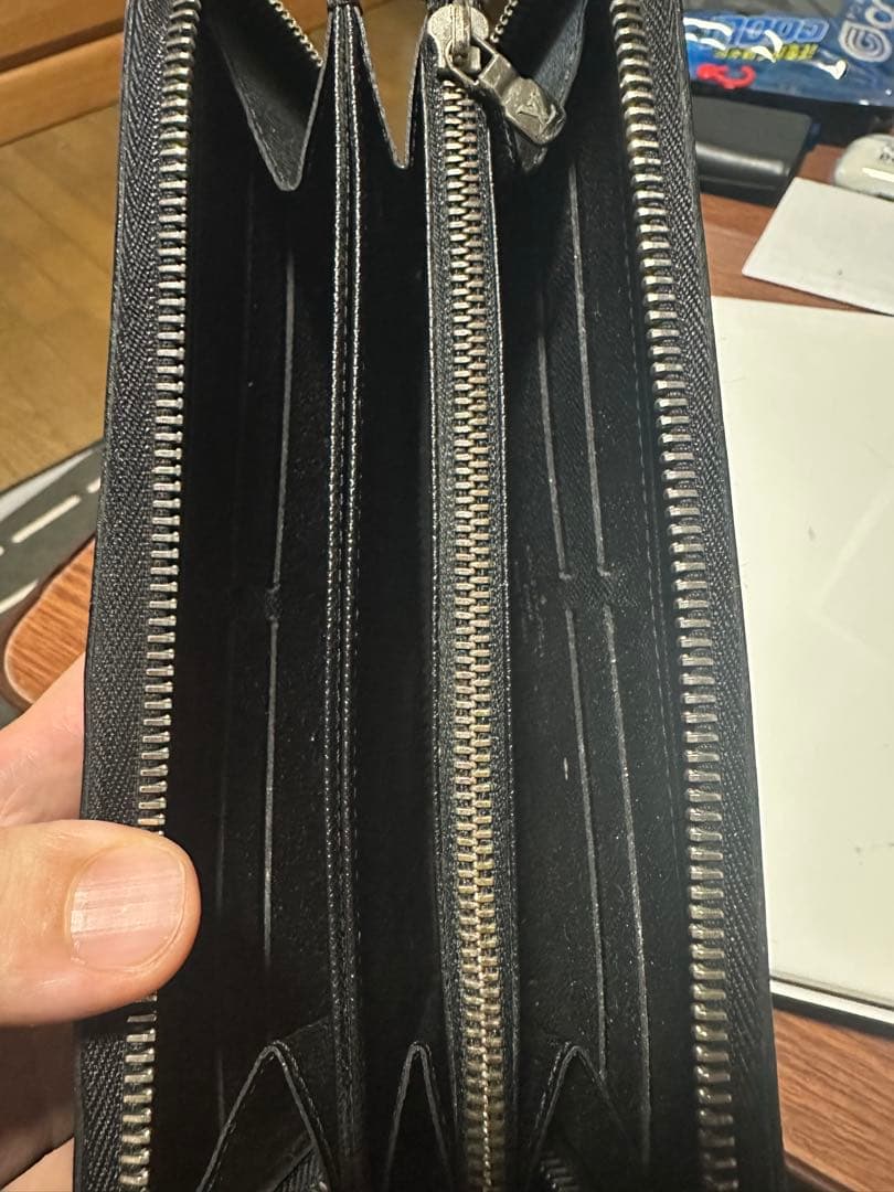 ルイヴィトン LOUIS VUITTON エピ 長財布