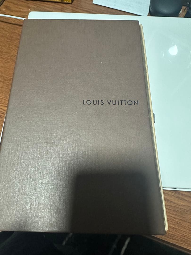 ルイヴィトン LOUIS VUITTON エピ 長財布