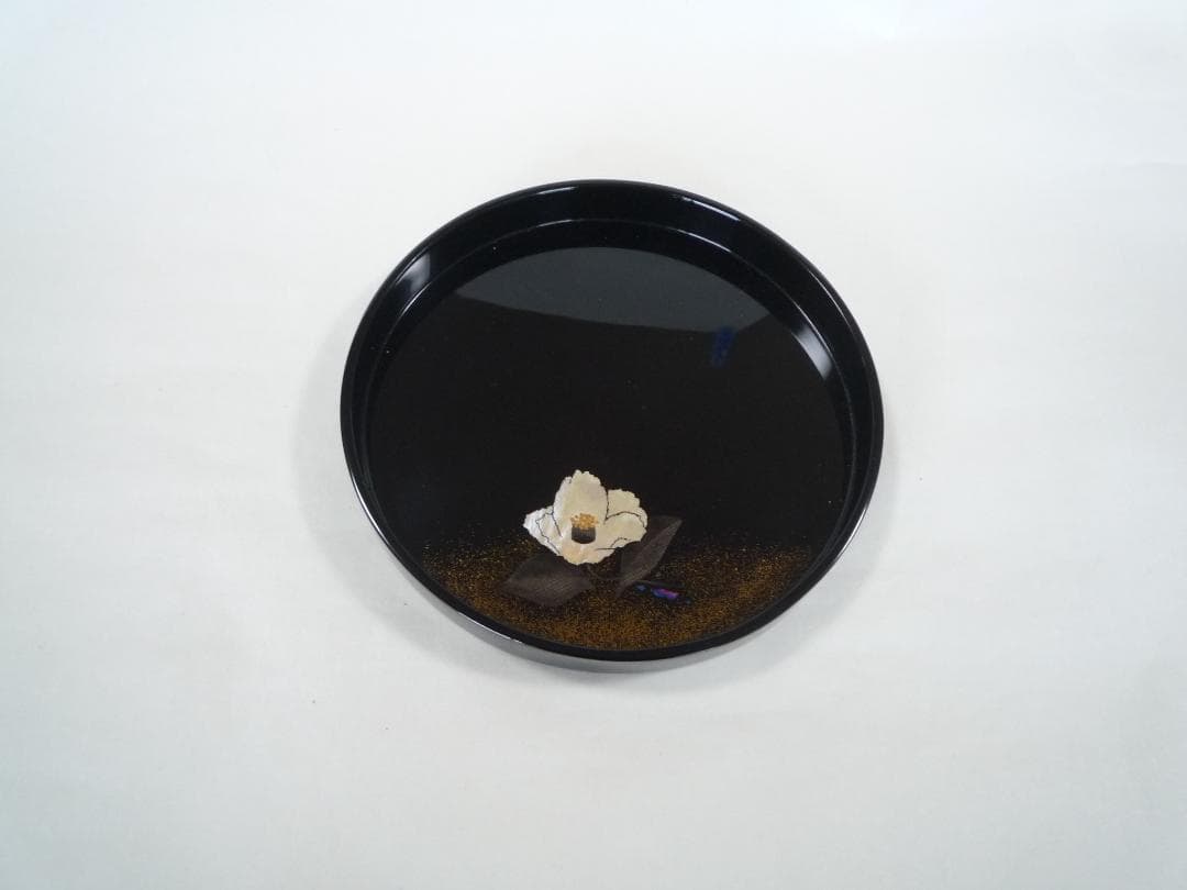 螺鈿の椿模様の通盆