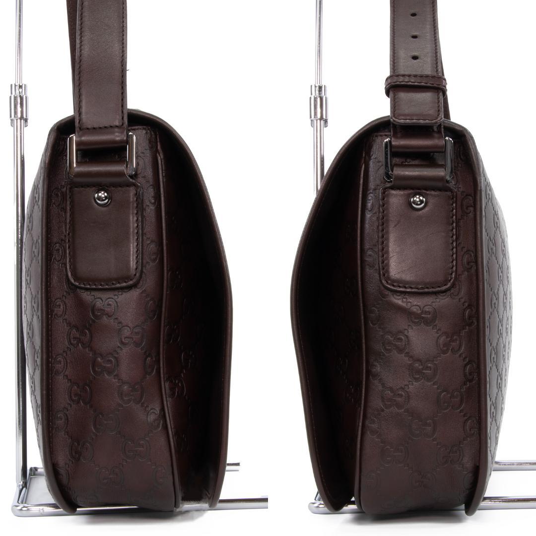 本物 グッチ メッセンジャーバッグ メンズ 茶色 肩掛け 斜め掛け GG 総柄