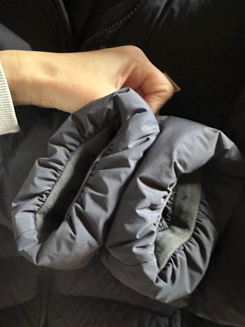 ダントン　ミドルダウンフードジャケット　黒