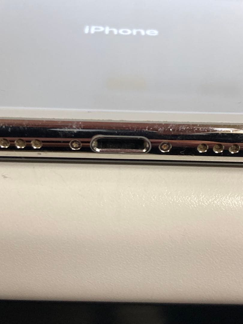 美品iPhone X 256GB シルバー SIMフリー動作確認済 初期化済