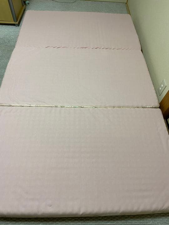 西川　整圧敷布団　三つ折り