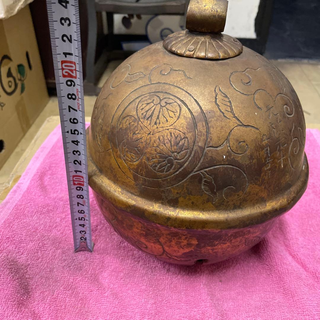 大きい鈴　元禄元年　東照宮