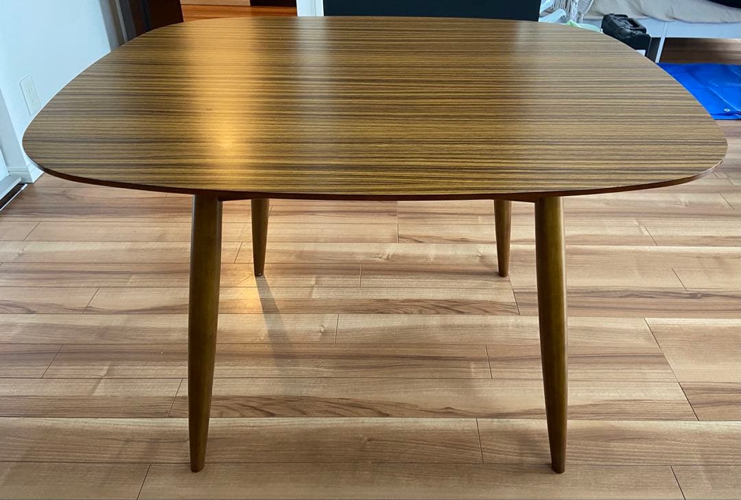 カリモク60 Dテーブル