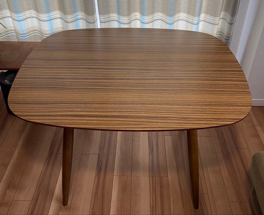 カリモク60 Dテーブル