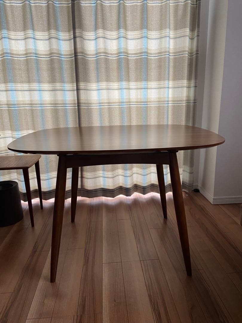 カリモク60 Dテーブル