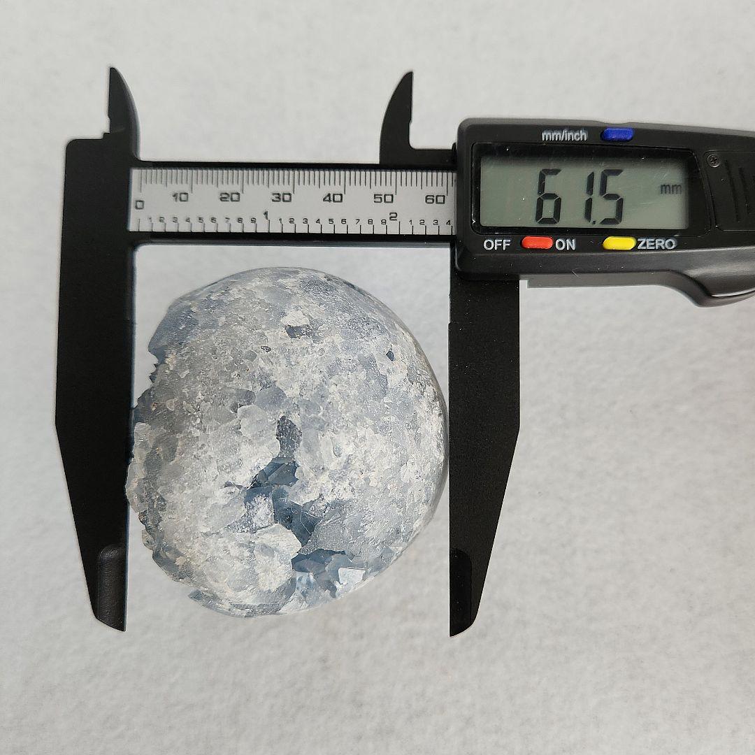 天然石 高品質 セレスタイト 卵 たまご 型 原石 549g