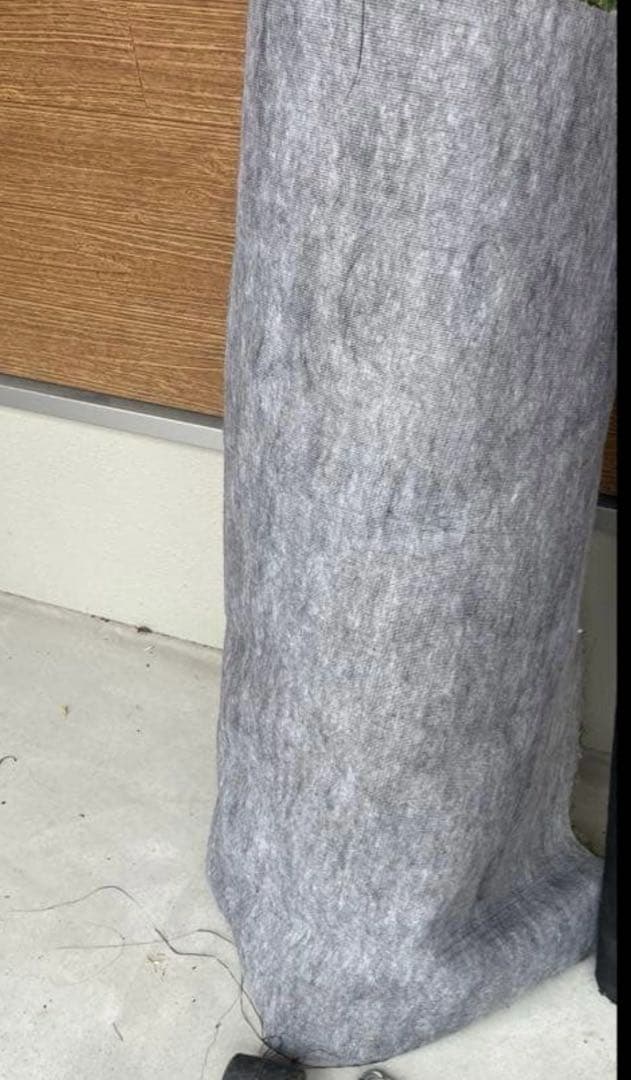 早い者勝ち大特価セール‼️人工芝幅100センチ　長さ8m前後‼️