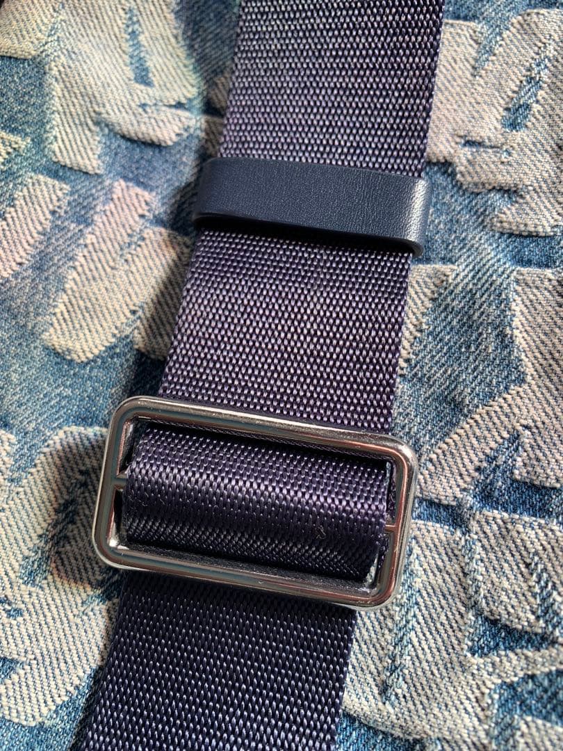 レア ☆ Supreme グラフィティ柄 スリングバッグ デニム ステッカー付き