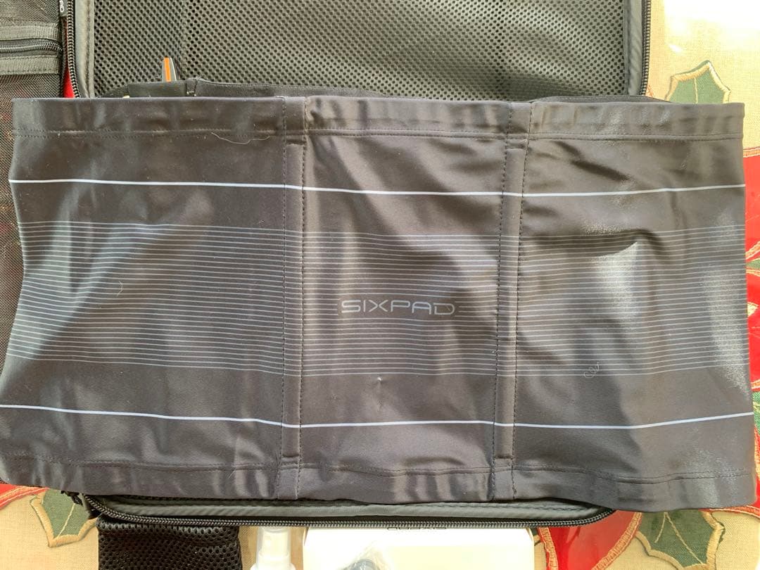 SIXPADシックスパッドPowersuit Lite Abs LLサイズ！美品