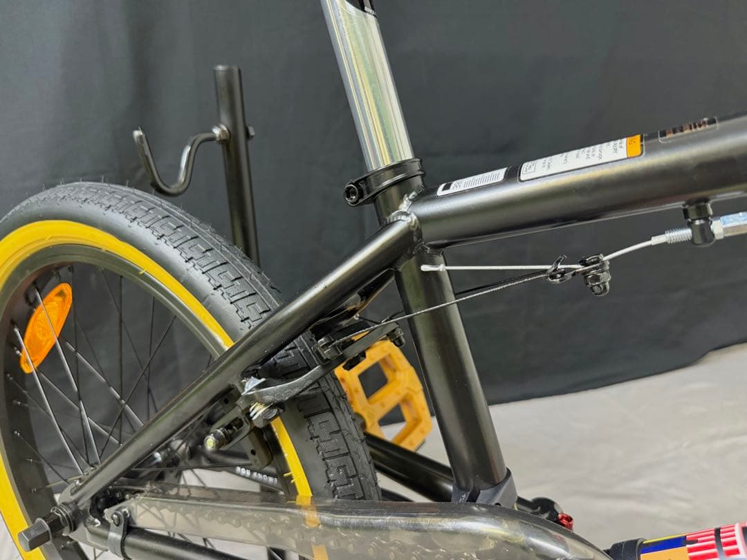 台湾製 GT BMX 自転車 20インチ イエローパーツ カスタムモデル