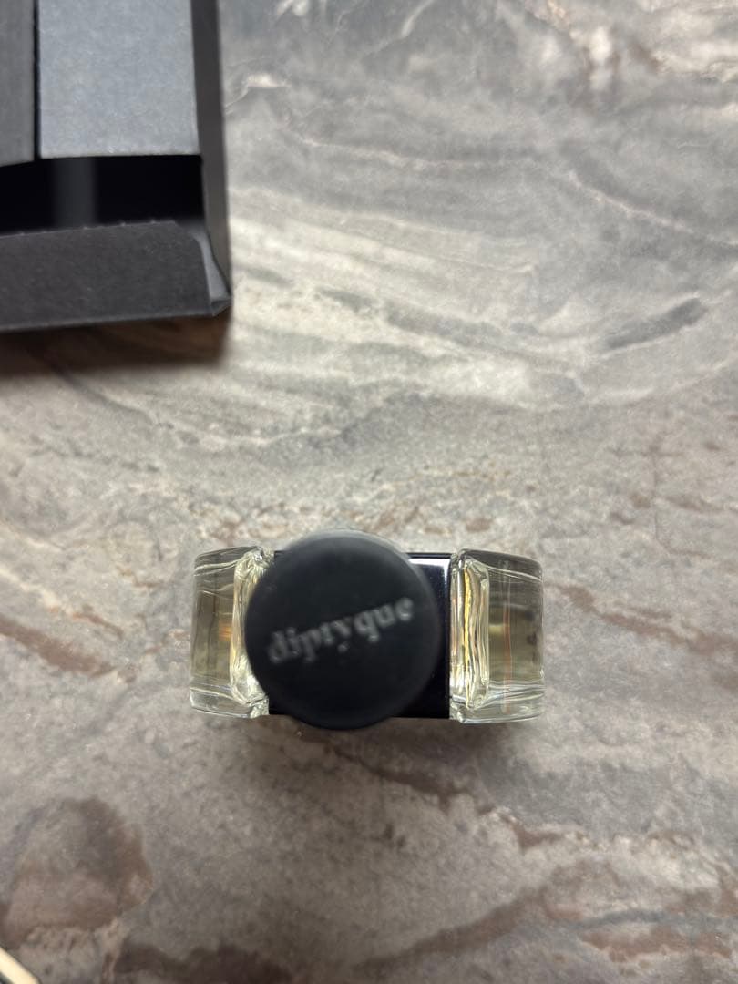 diptyque Fleur de Peau 香水