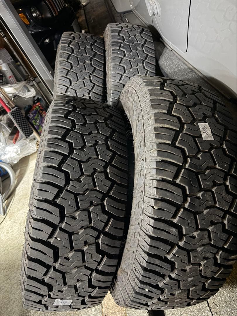 たかちゃん　Geolandar X-AT LT 295/70R17