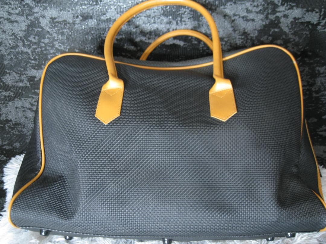 イヴサンローラン　ボストンバッグ