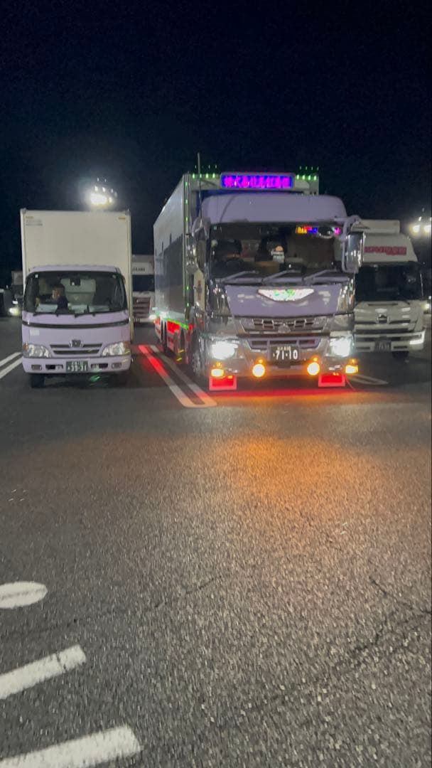 ドラゴンデザイン メタルアクセサリー 関口工芸で行灯はつくってもらいました。