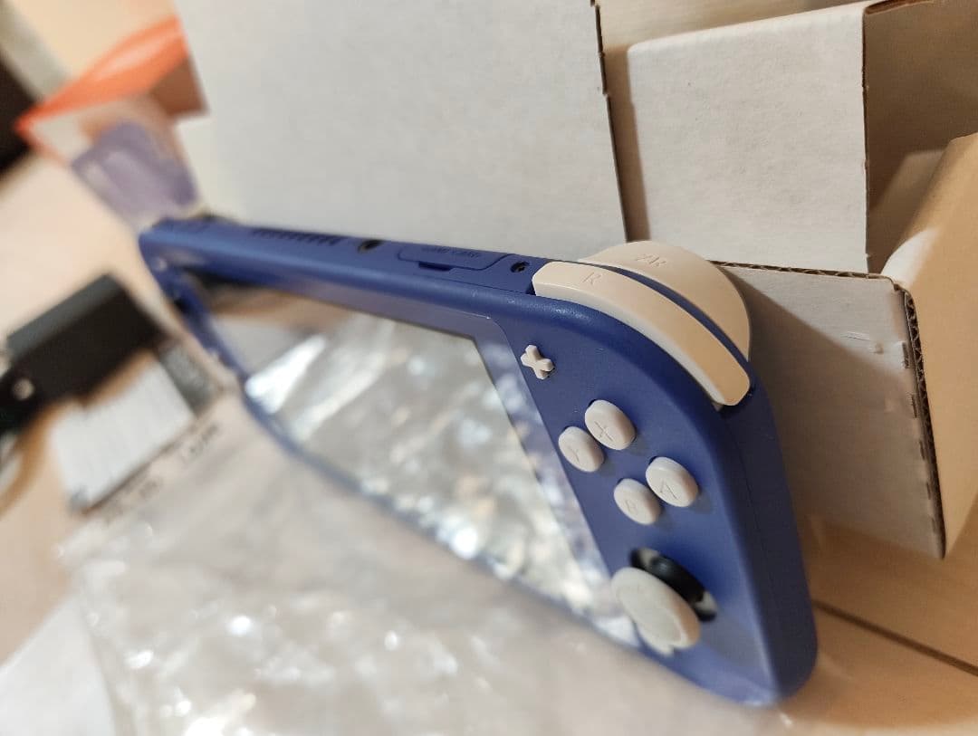 Nintendo Switch Lite（ブルー） 本体および箱、付属品含