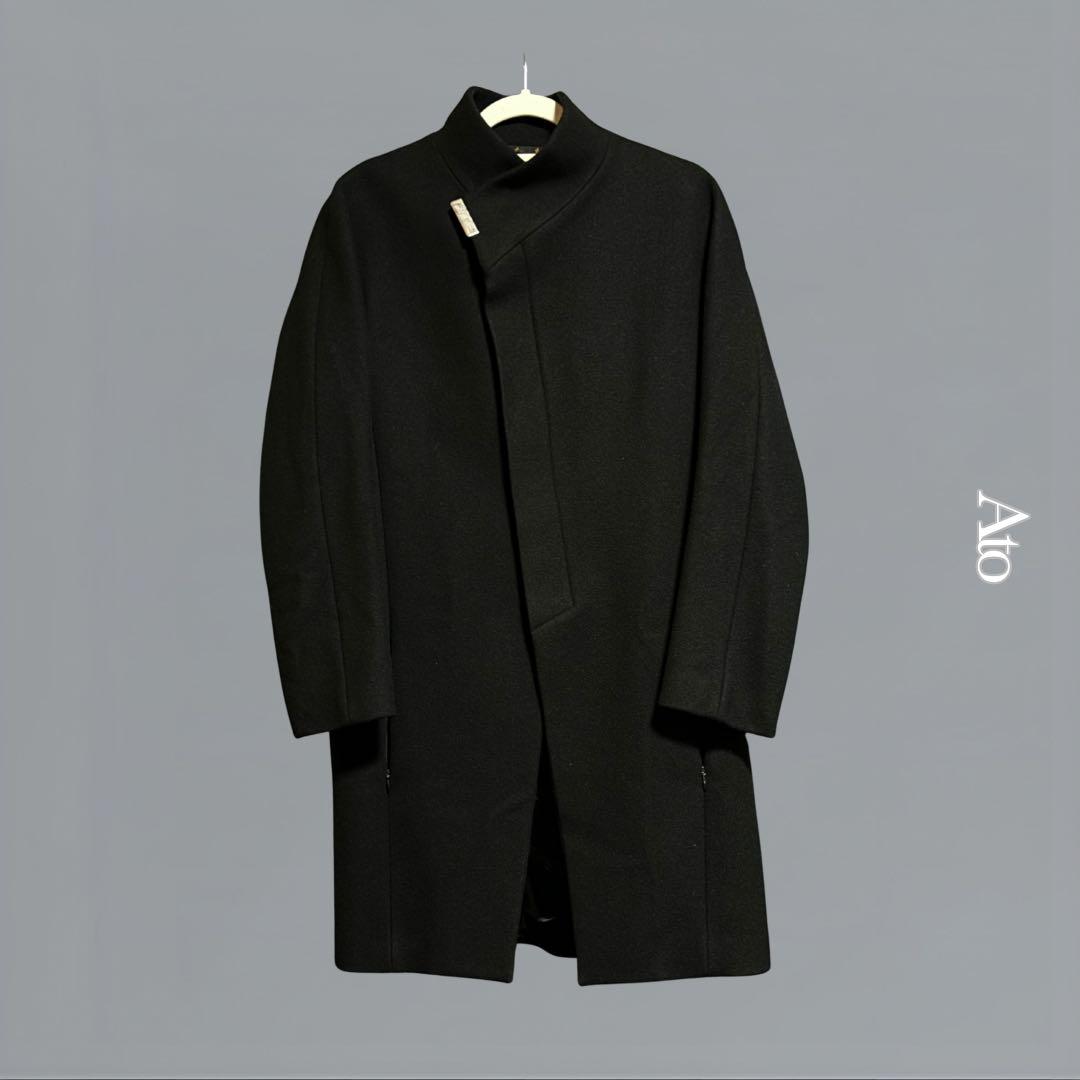 ato アトウ 立体裁断 スタンドカラーコート 黒 48 メタルフック ウール