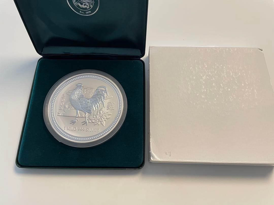 1 キロ　999 SILVER 2005年鶏干支　銀貨1000g 造幣局