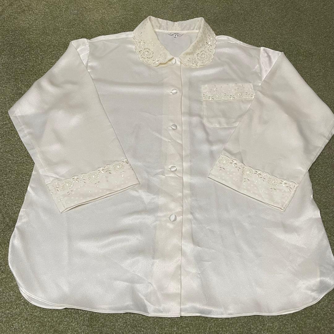 Christian Dior サテンパジャマ Mサイズ アイボリー