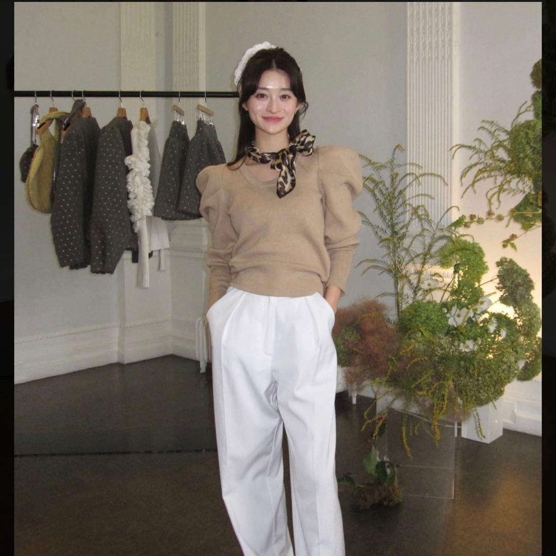 極美品　bibiy. EFFIE PUFF KNIT ベージュ フリーサイズ