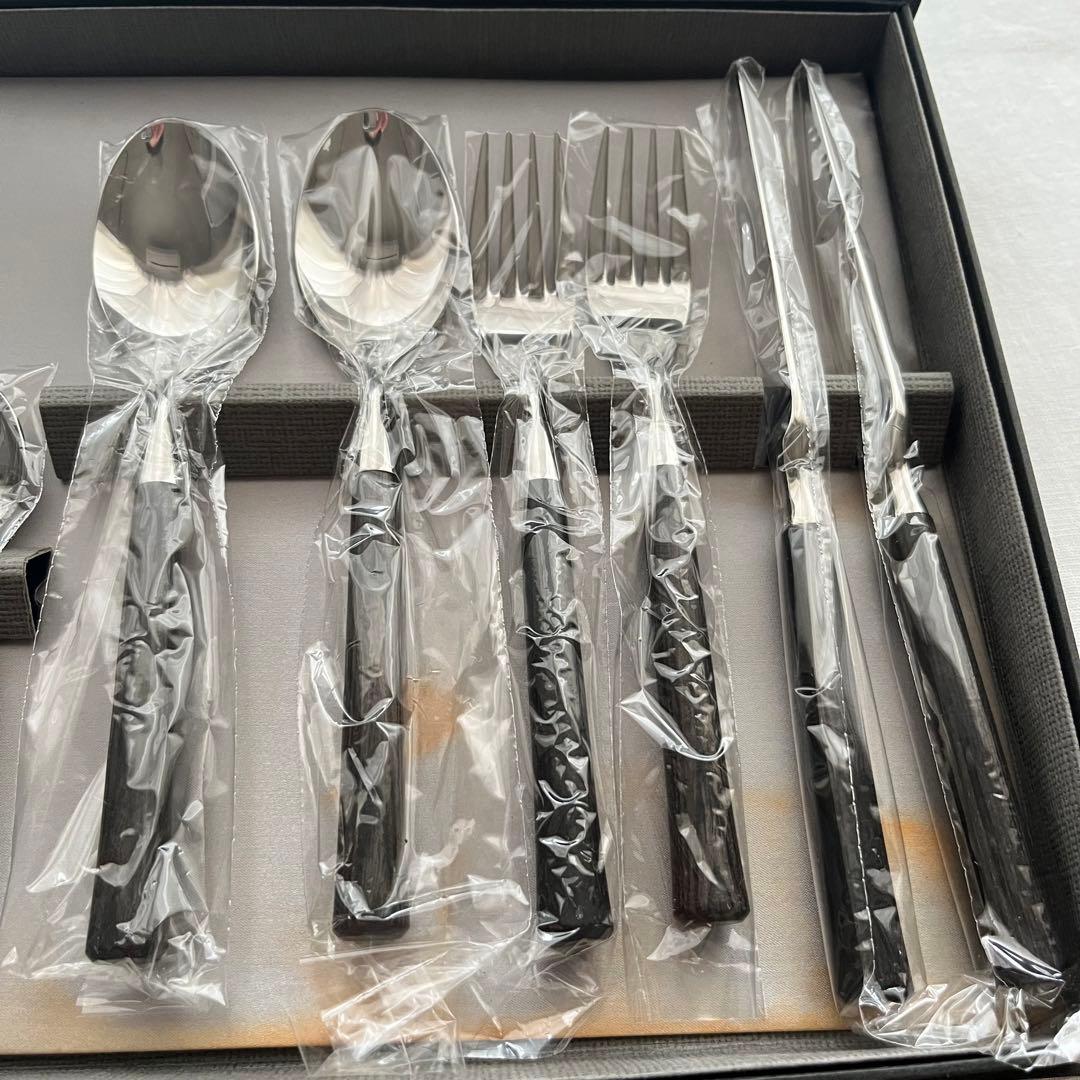 ●未使用品 ジェームズ川田 モールド•パッカーウッド ディナーカトラリー