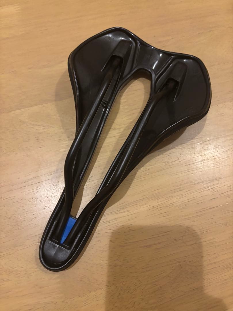 セライタリア SLR BOOST TM S.F. MN {BLK}(L) サドル