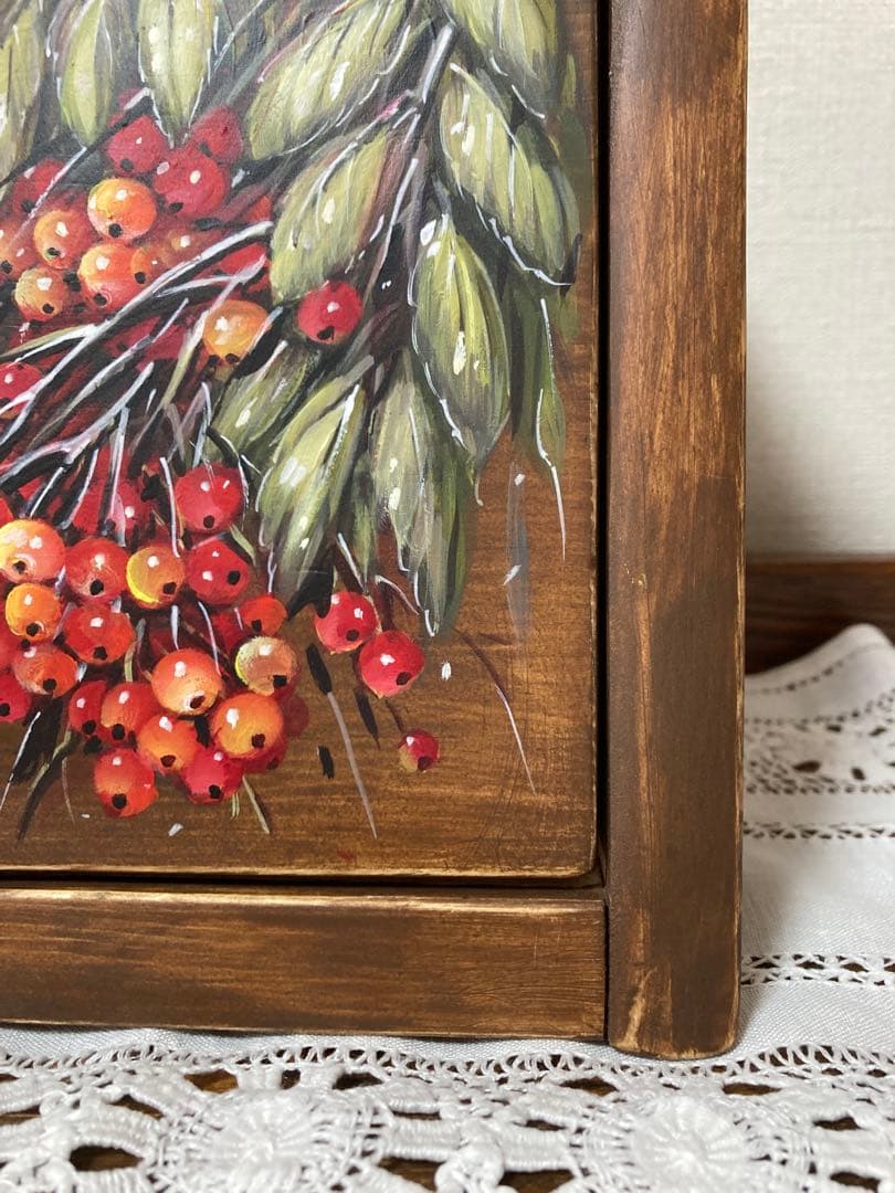 ロシア雑貨☆『ナナカマド』木製収納box ガリーナ作 マトリョーシカ リャビーナ