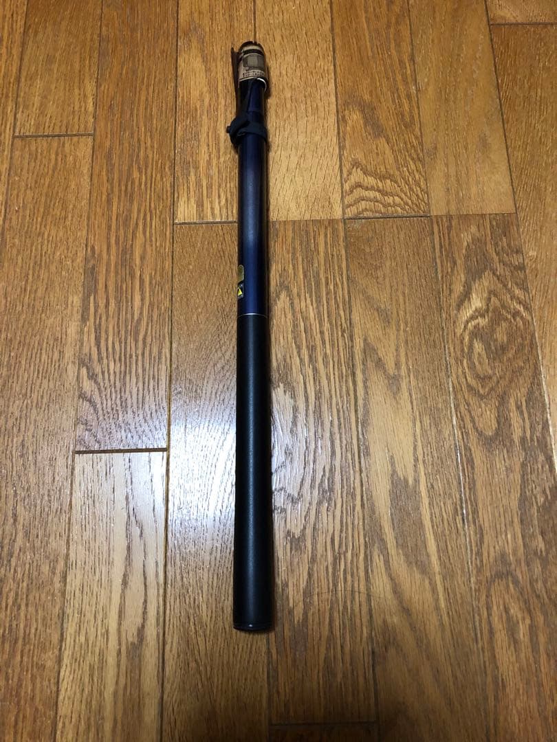 美品　SHIMANO シマノ　ホリデー小継　硬調６１