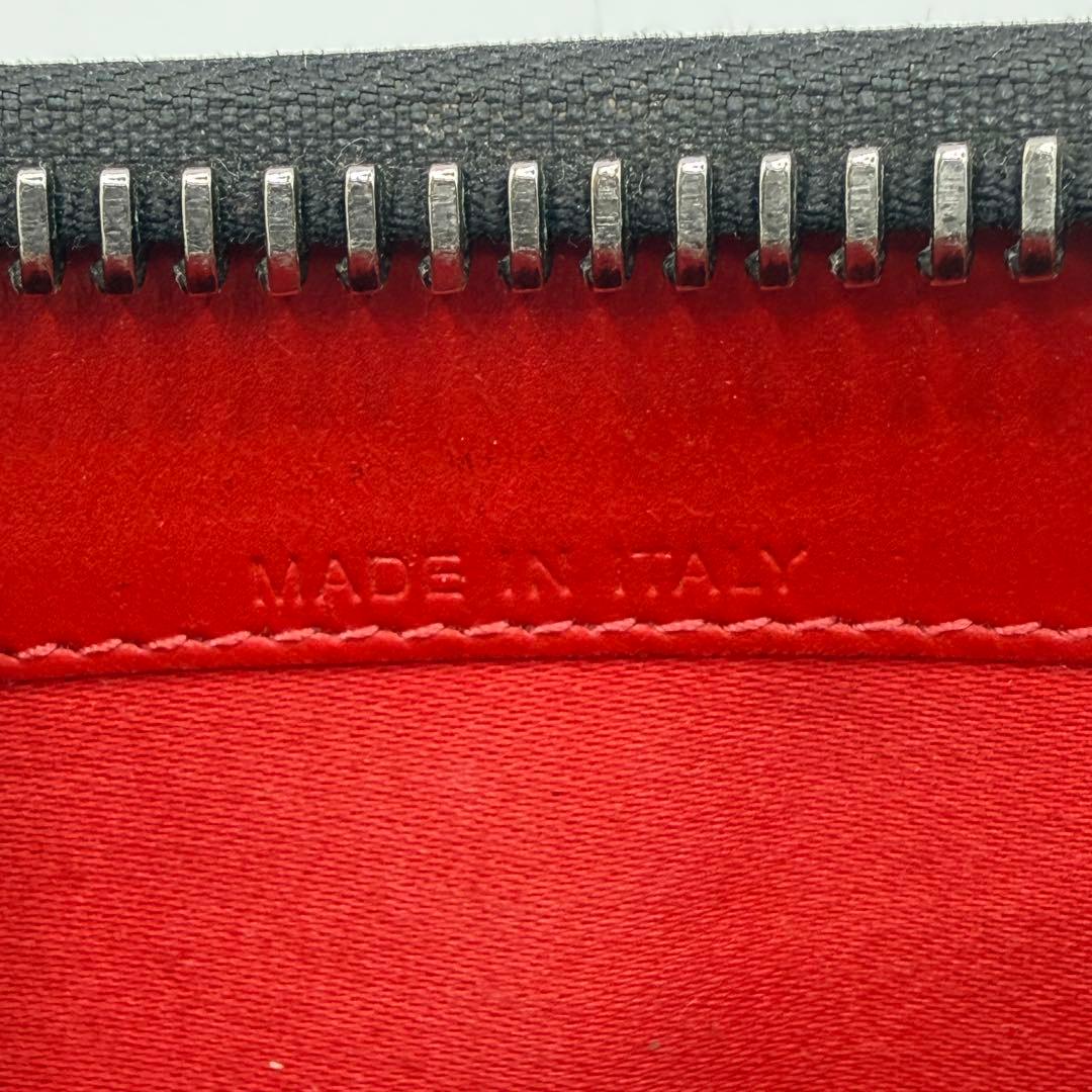 【人気】ルブタン 長財布 パネトーネ ラウンドジップ　ブラック　レザー