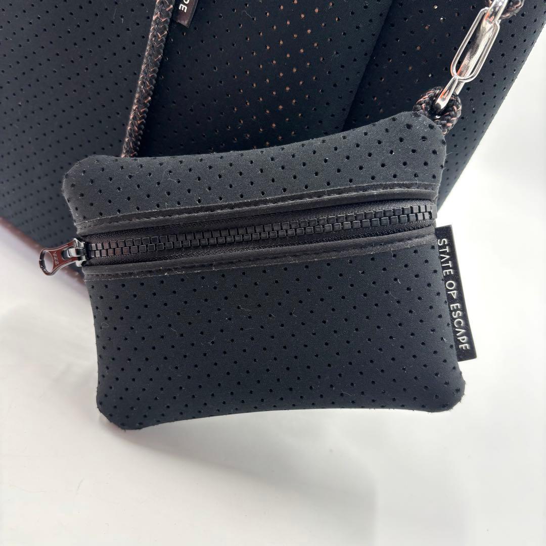 【未使用に近い】 STATE OF ESCAPE トートバッグ ブラック 黒