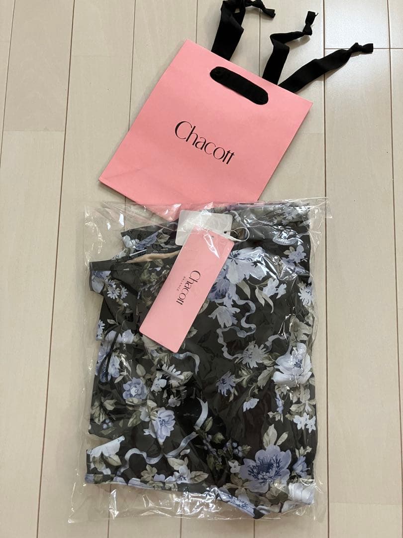 新品　チャコット　ヨガウェア　ブラトップ ホットヨガ スカーラ 好きに　ヨガ