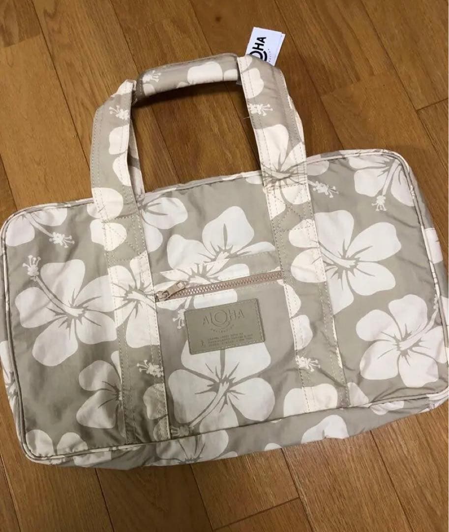アロハコレクション　ボストンバッグ　フライトバッグ　ダッフルバッグ　ベージュ