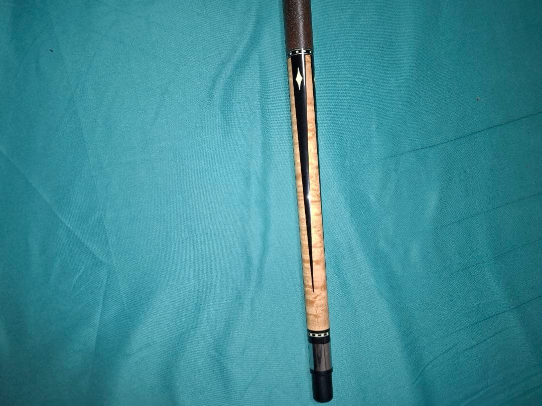 ビリヤード　ルカシーキユー