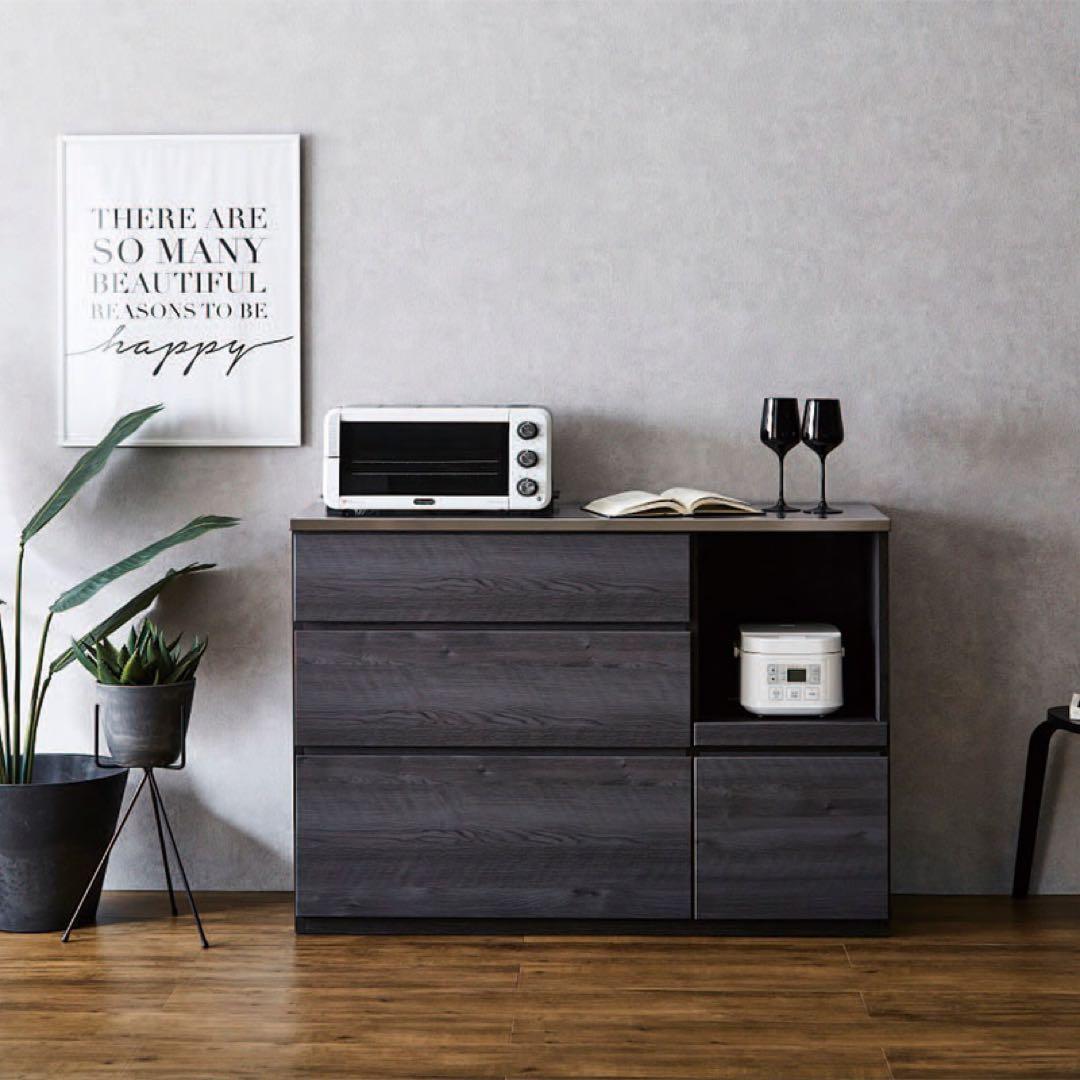 ダイニングボード　食器棚