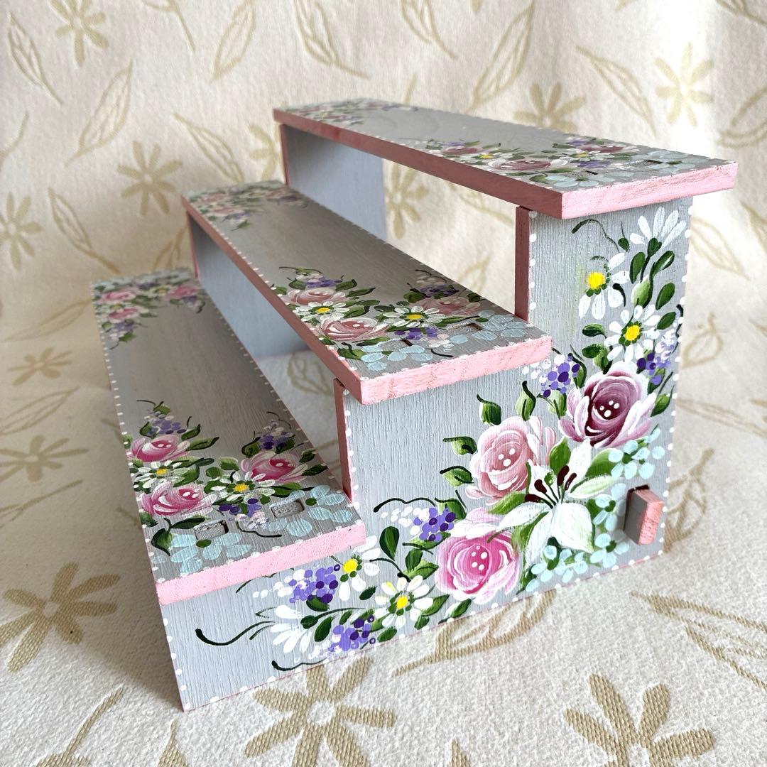 トールペイント 木製3段傾斜シェルフ、キャニスターラック、ディスプレイスタンド